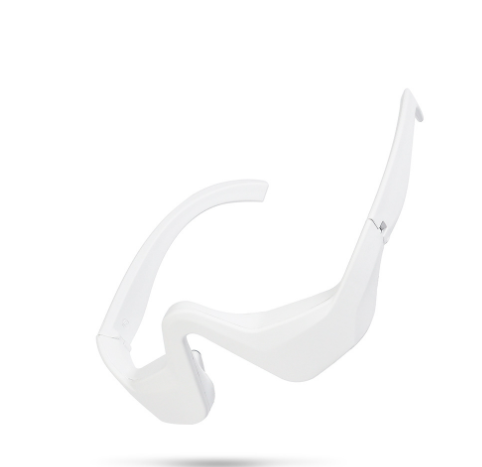 Lumybella red light eye massager for de-puffing and smoothing the under-eye area
